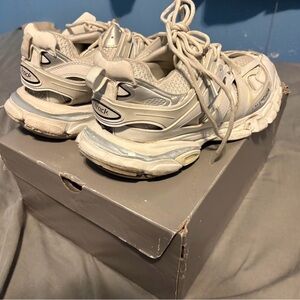 Balanciaga track white led